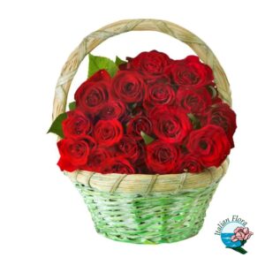 cesto di rose rosse