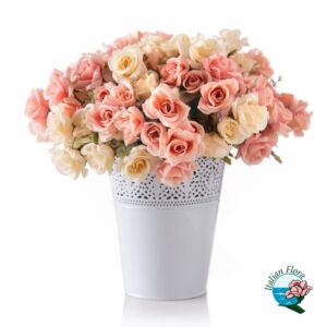 Bouquet di rose crema e salmone in vaso